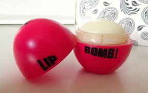 W7 Lip Bomb